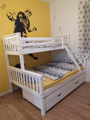 מיטות קומותיים