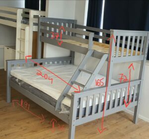 מיטות קומותיים